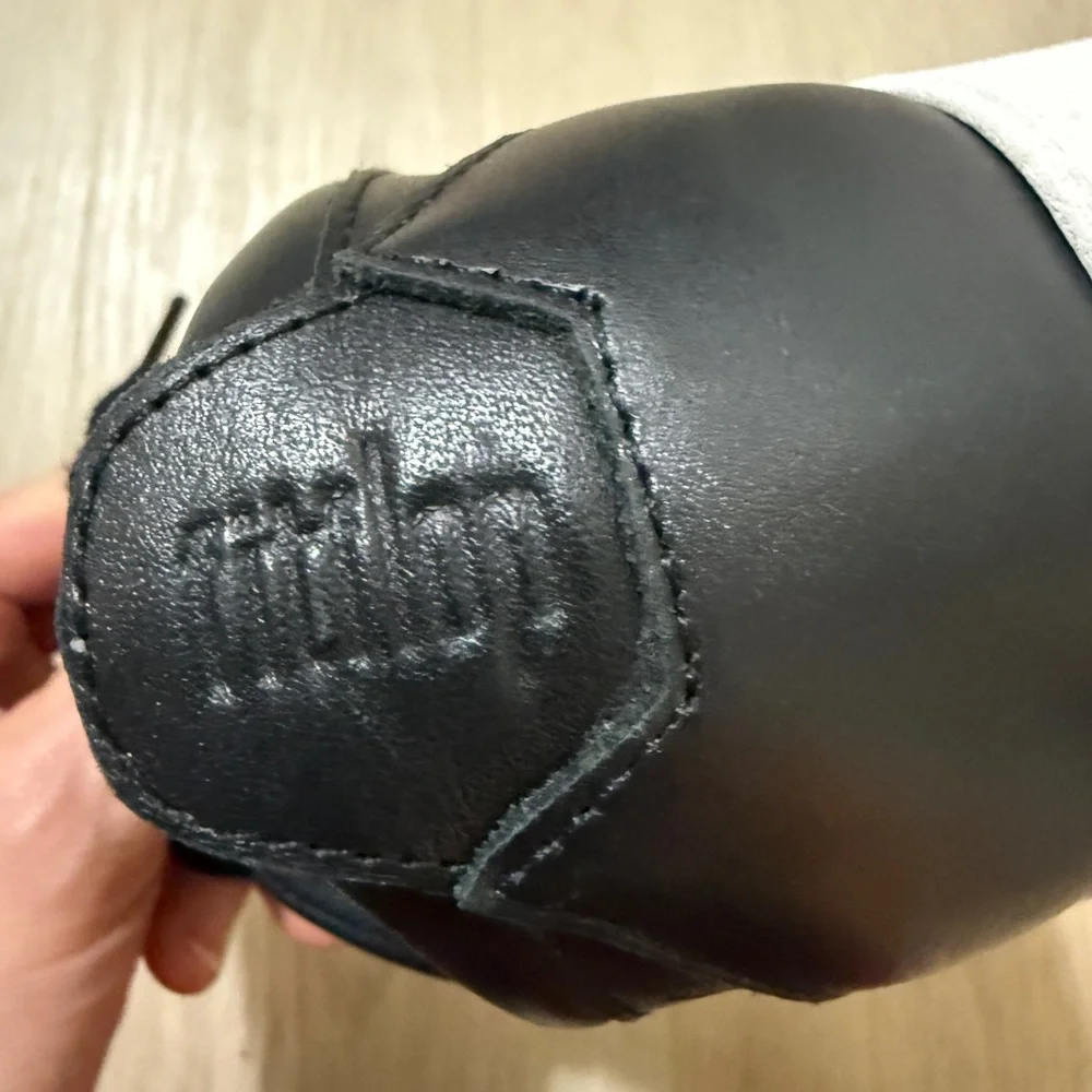 FitFlop Black Leather Comfort Sneakers Lace Up Walking Shoes Women US 8.5 EU 40 - Picture 6 of 12